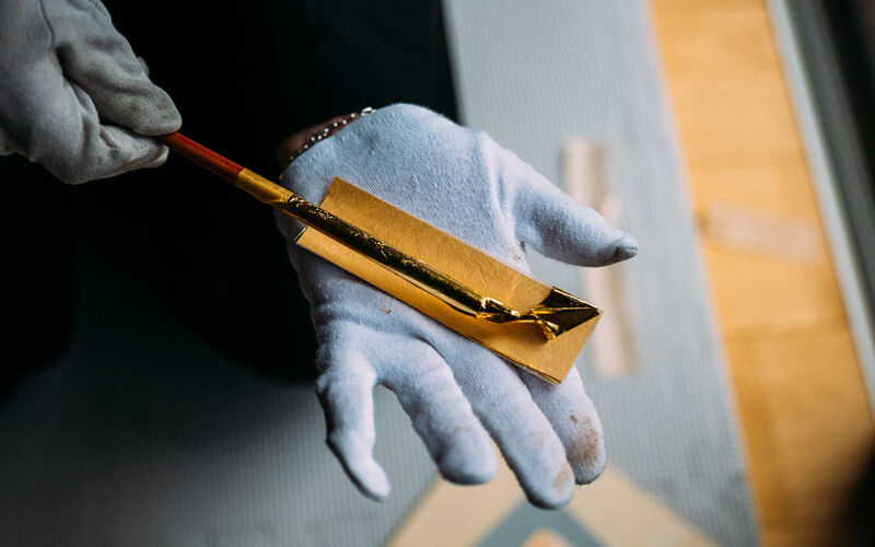 金箔加工の様子